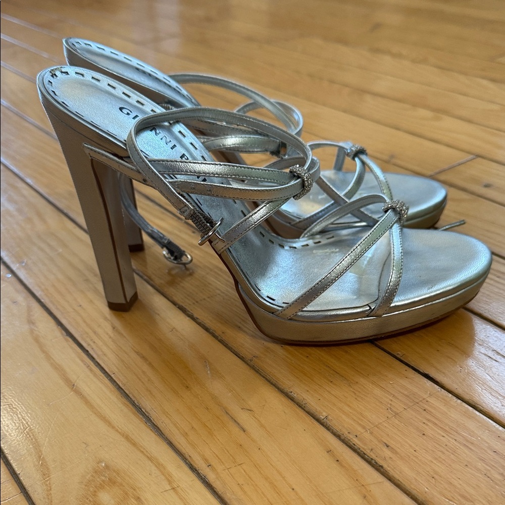 Gianni Bini Glamour Metallic Silver Strappy Heels - Picture 5 of 7